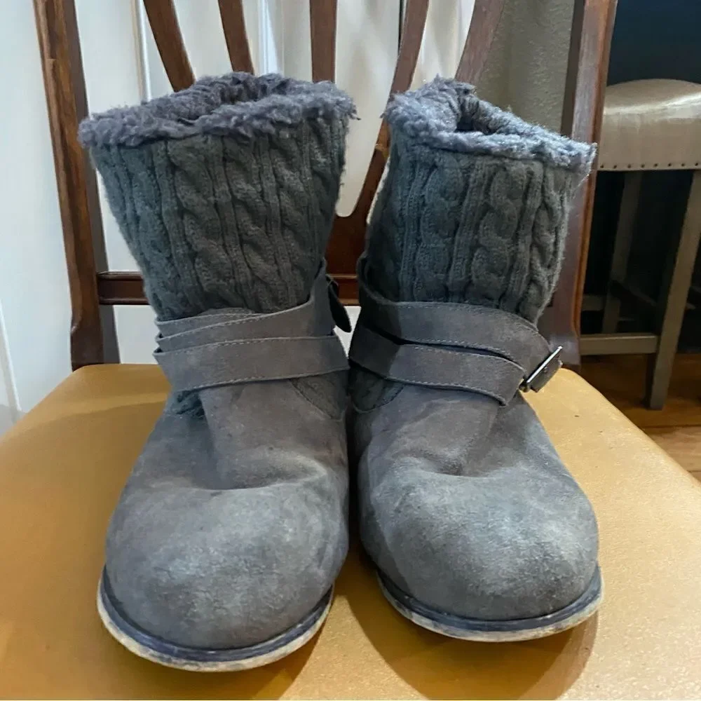 Bearpaw Shania Grey Suede Boots Shearling Lining